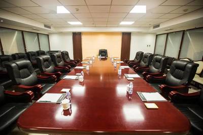 會(huì)議優(yōu)選 以細(xì)致管家服務(wù)與量身場(chǎng)地打造，定義專業(yè)會(huì)議體驗(yàn)